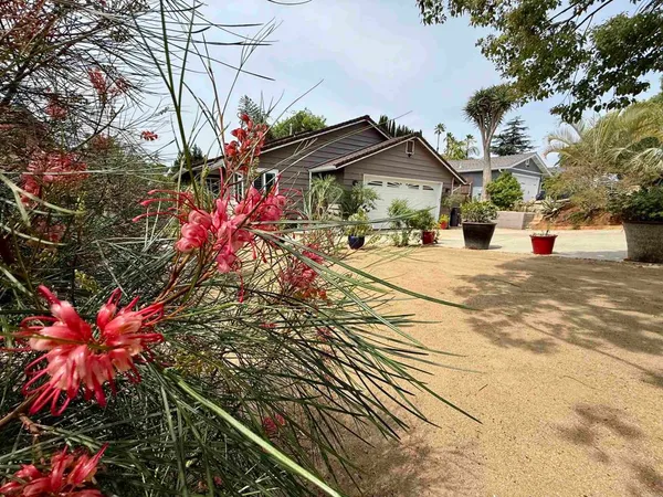 $829,900 | 914 North Main Avenue, Fallbrook, CA 92028