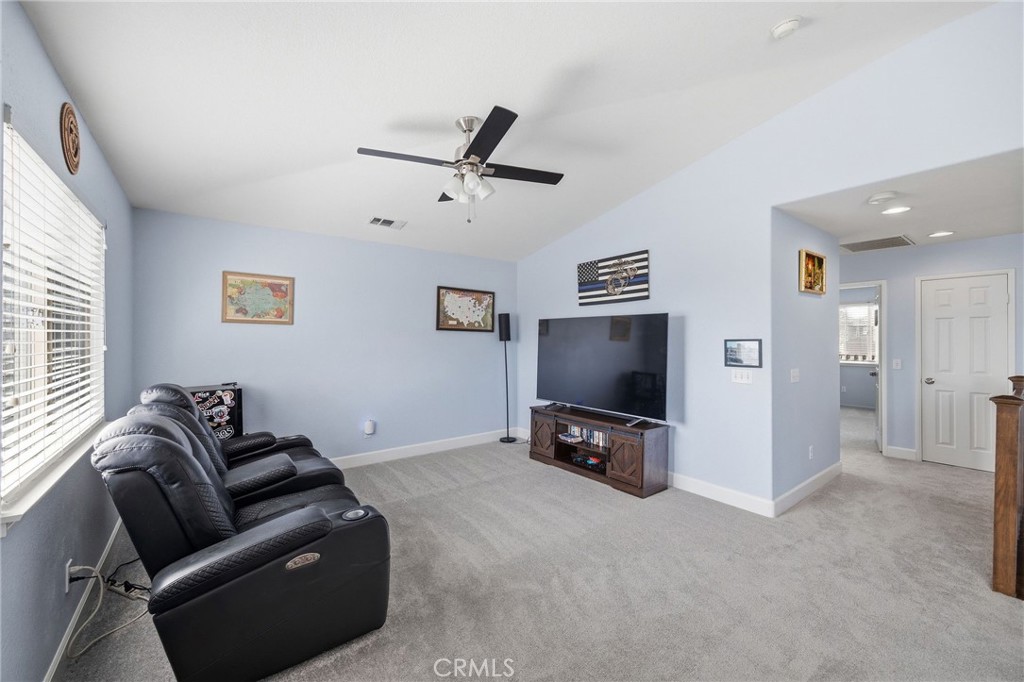 963 Cornerstone Way Corona, CA 92878 - Photo 16 of 41