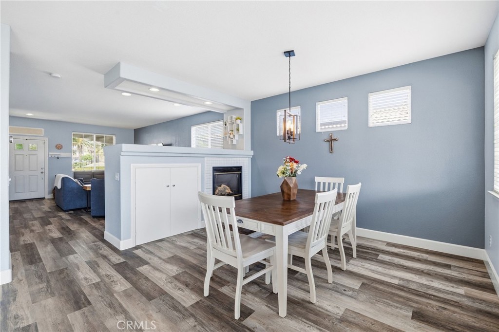 963 Cornerstone Way Corona, CA 92878 - Photo 5 of 41