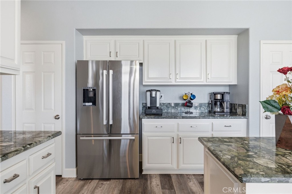 963 Cornerstone Way Corona, CA 92878 - Photo 9 of 41