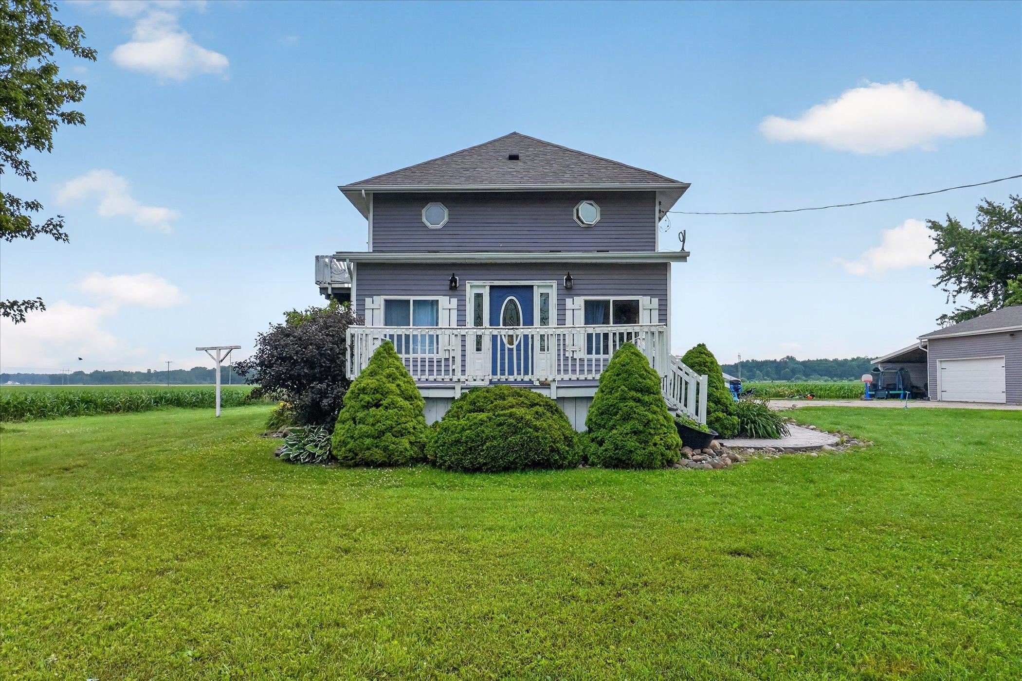 15151 Bishop Road Chesaning, MI 48616 - Photo 4 of 67 50212947-e224eb18-4f38-4dc4-a9d6-bca90d12e7c3.JPG