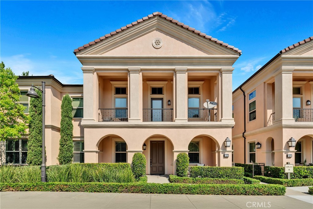 113 Mayfair Irvine, CA 92620 - Photo 1 of 31 a front view of a house