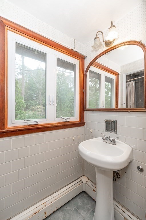 140 Gardner Street Hamilton, MA 01982 - Photo 16 of 38