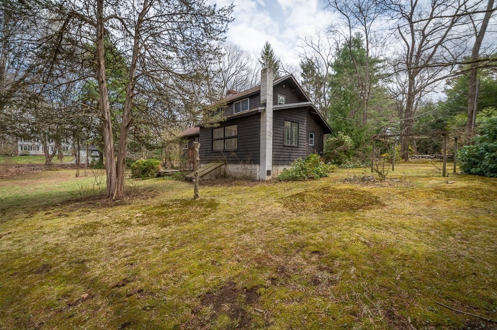140 Gardner Street Hamilton, MA 01982 - Photo 29 of 38