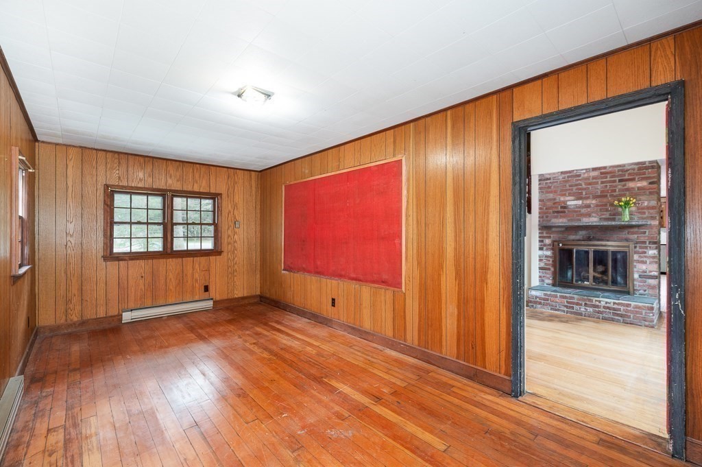 140 Gardner Street Hamilton, MA 01982 - Photo 9 of 38