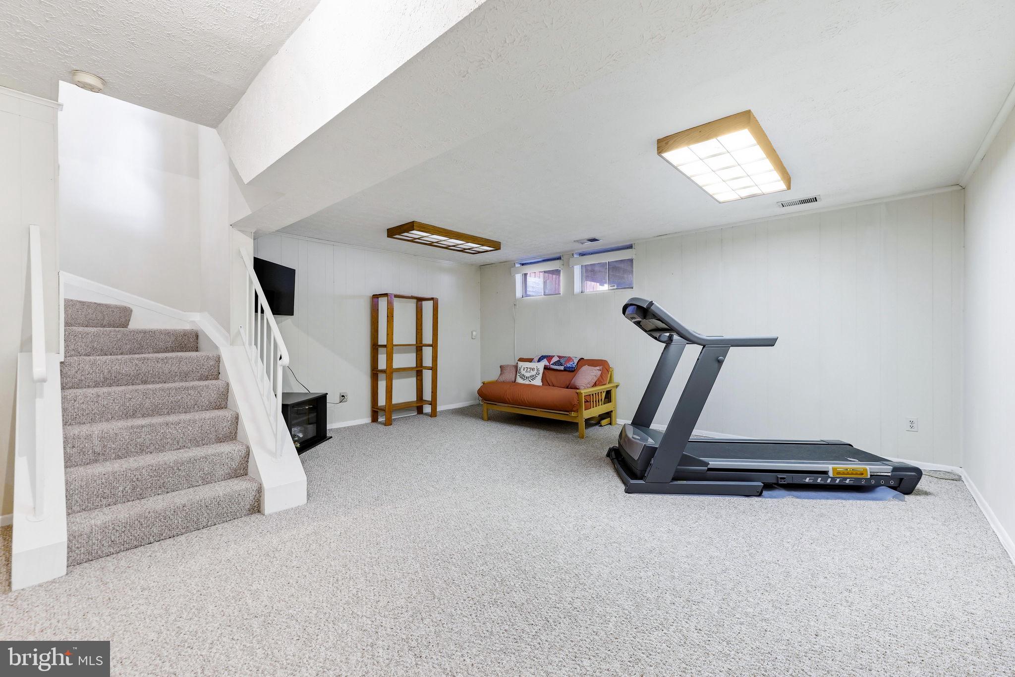 5326 King Arthur Circle Rosedale, MD 21237 - Photo 26 of 35