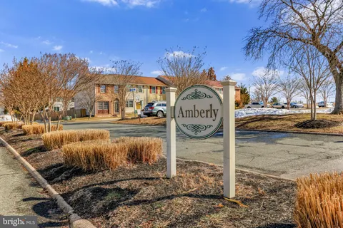 $245,000 | 5326 King Arthur Circle, Rosedale, MD 21237