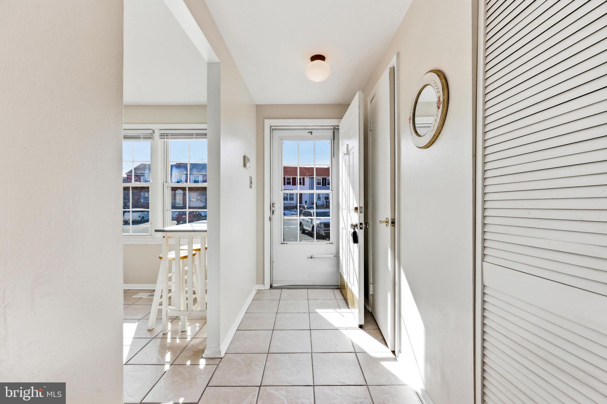 5326 King Arthur Circle Rosedale, MD 21237 - Photo 9 of 35