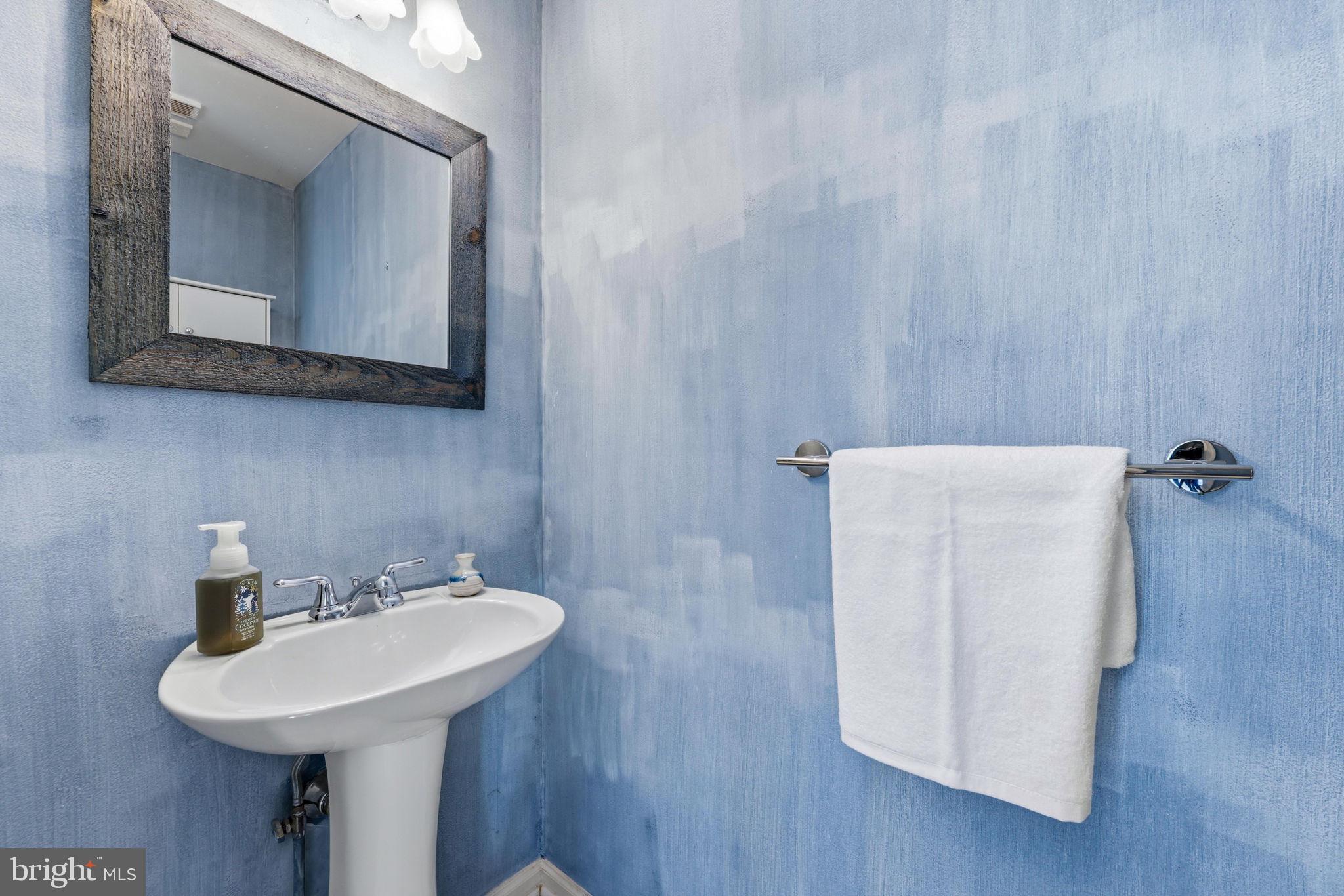 5326 King Arthur Circle Rosedale, MD 21237 - Photo 10 of 35