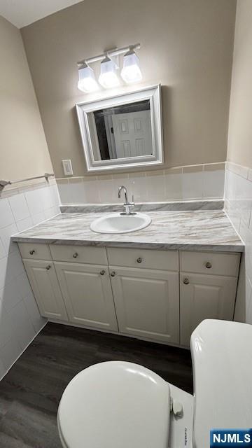 616 Wilhelm Street, Unit 2 Harrison, NJ 07029 - Photo 12 of 14