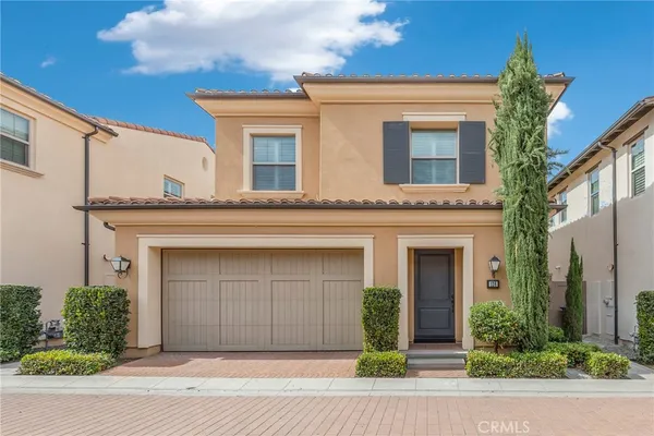 $1,688,000 | 126 Gulfstream, Irvine, CA 92620