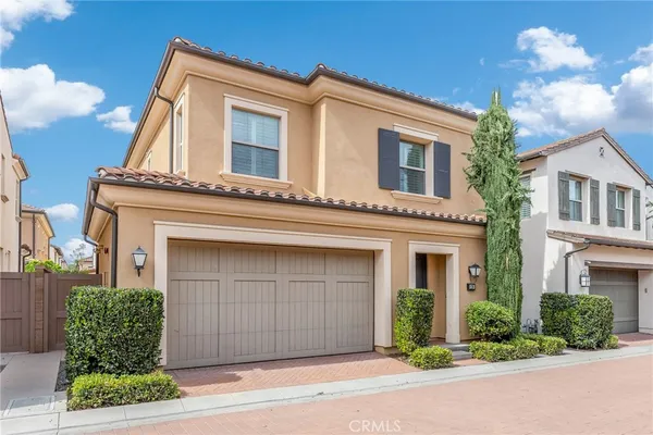 $1,688,000 | 126 Gulfstream, Irvine, CA 92620