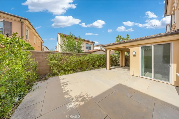 $1,688,000 | 126 Gulfstream, Irvine, CA 92620