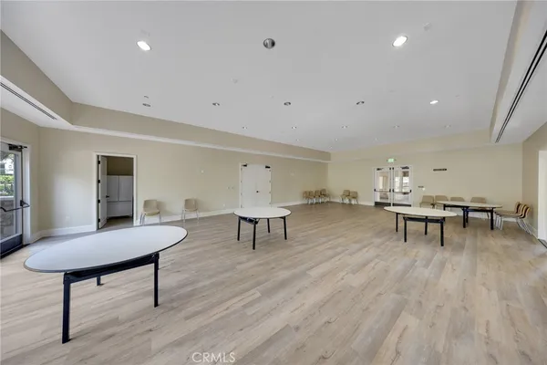 $1,688,000 | 126 Gulfstream, Irvine, CA 92620