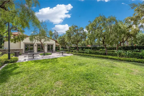 $1,688,000 | 126 Gulfstream, Irvine, CA 92620