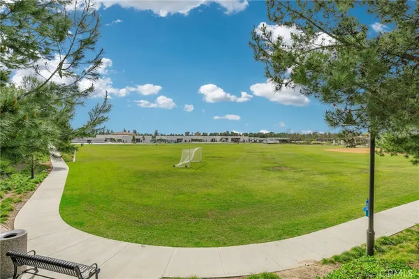 $1,688,000 | 126 Gulfstream, Irvine, CA 92620