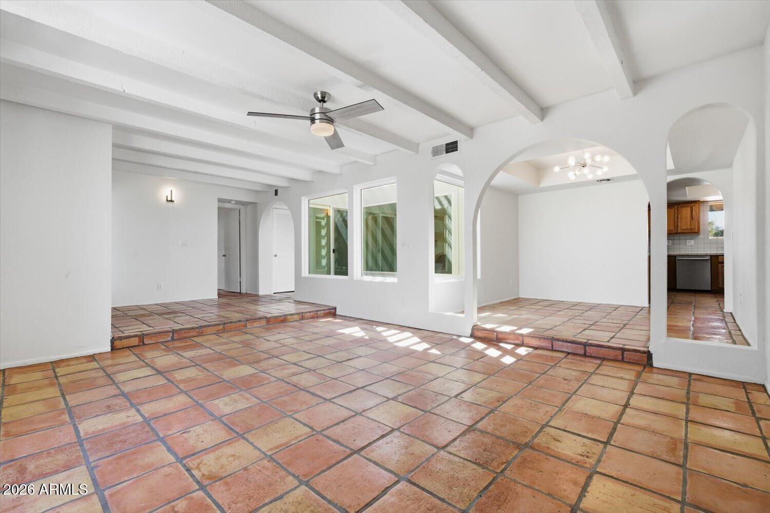 341 East Deepdale Road Phoenix, AZ 85022 - Photo 15 of 46 12-A7408498