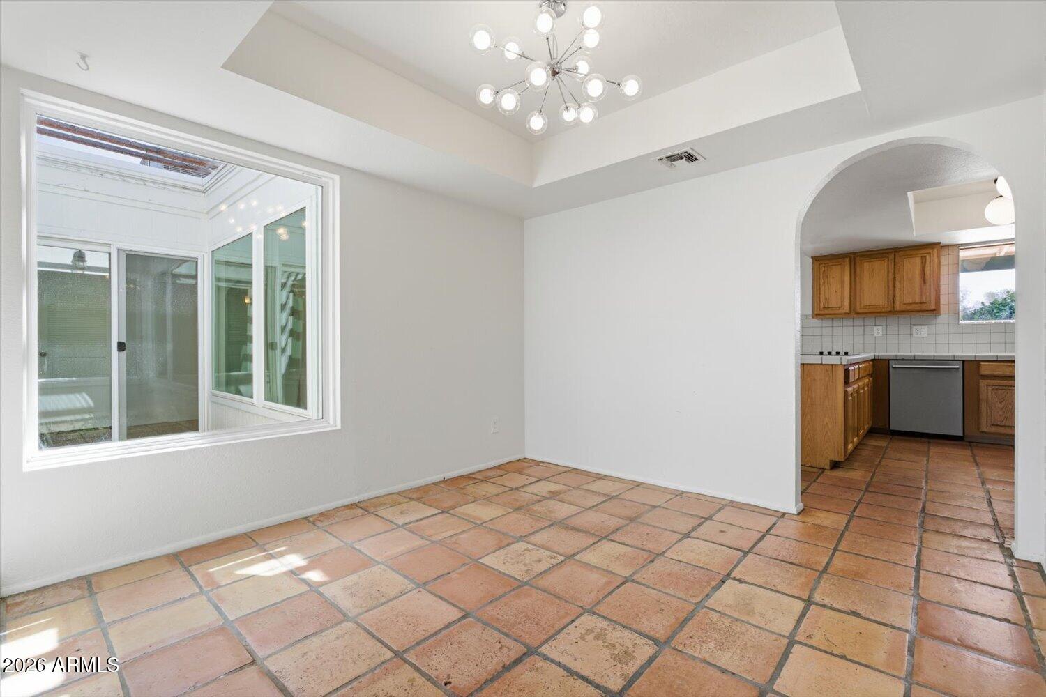 341 East Deepdale Road Phoenix, AZ 85022 - Photo 16 of 46 13-A7408519