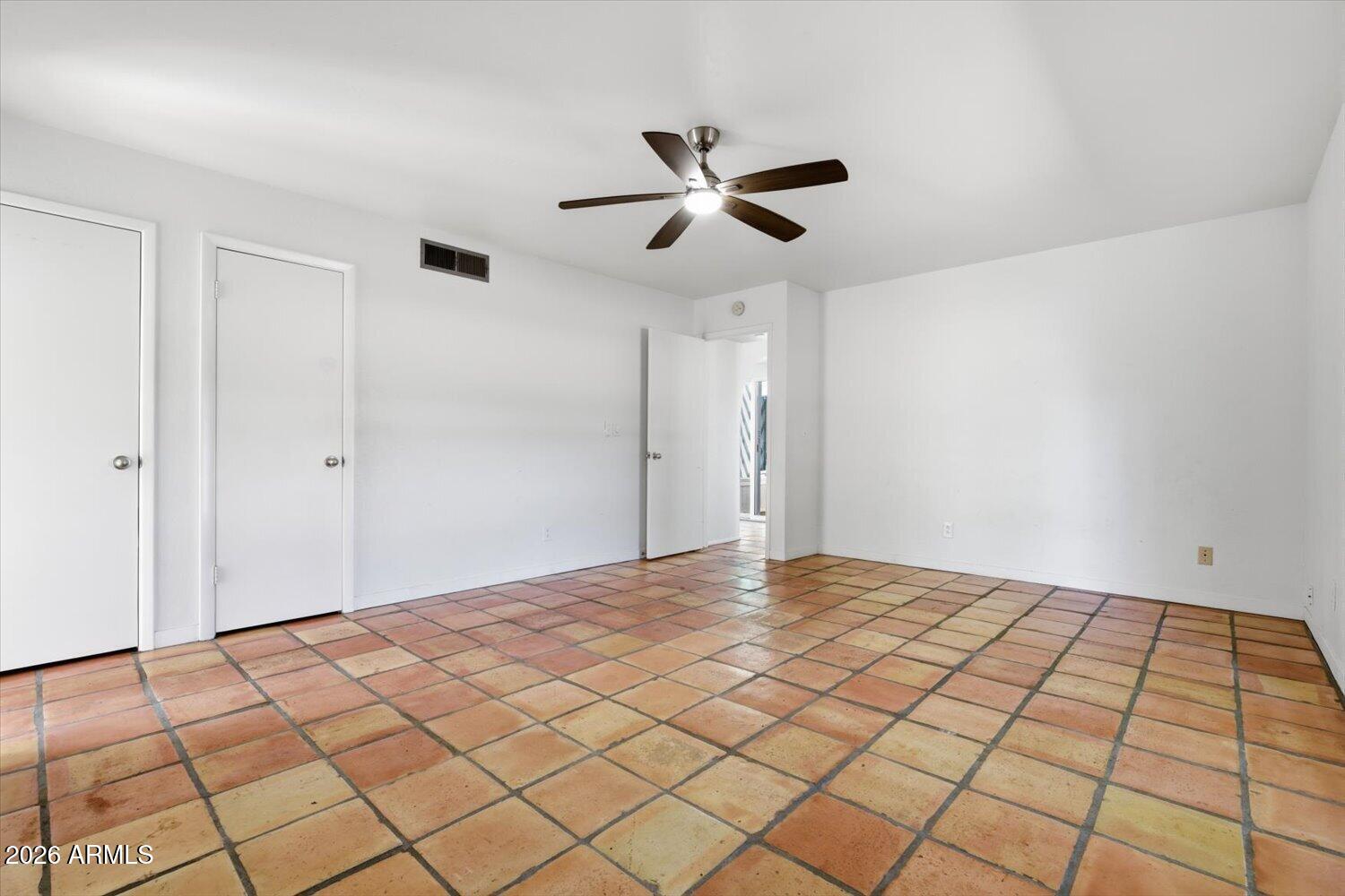 341 East Deepdale Road Phoenix, AZ 85022 - Photo 23 of 46 21-A7408612