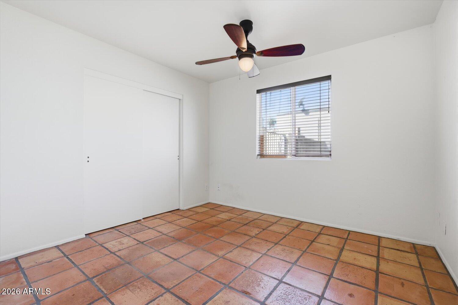 341 East Deepdale Road Phoenix, AZ 85022 - Photo 28 of 46 26-A7408578