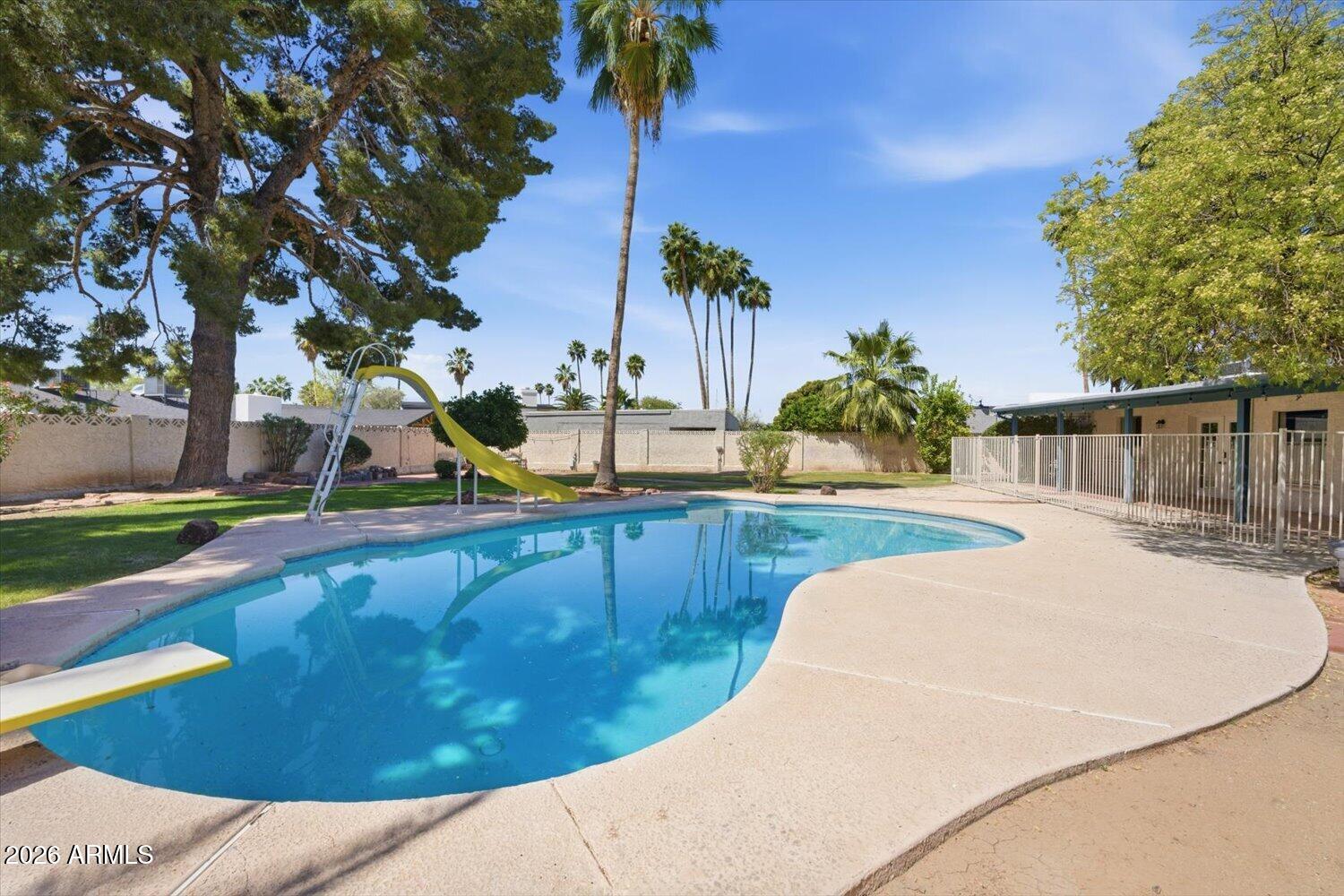 341 East Deepdale Road Phoenix, AZ 85022 - Photo 34 of 46 34-A7408663