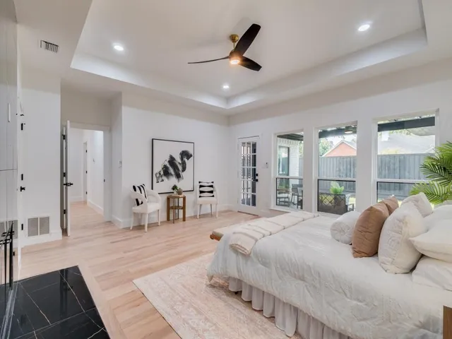 $949,900 | 4336 Hollow Oak Drive, Dallas, TX 75287