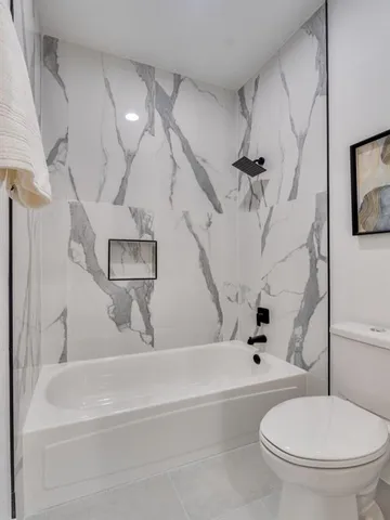 $949,900 | 4336 Hollow Oak Drive, Dallas, TX 75287