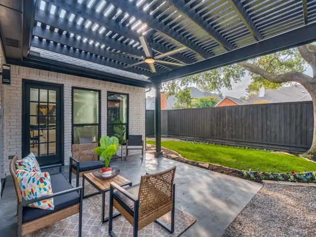 $949,900 | 4336 Hollow Oak Drive, Dallas, TX 75287