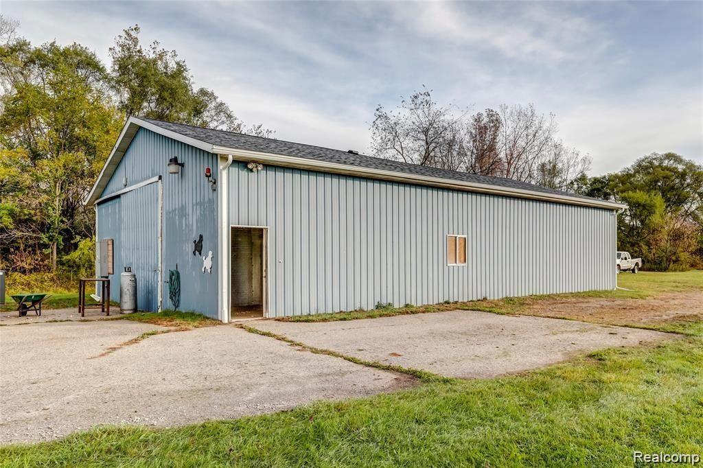 15933 Elwell Road Belleville, MI 48111 - Photo 33 of 40