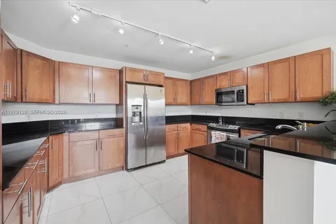 $645,000 | 8390 Southwest 72nd Avenue, Unit 106, Miami, FL 33143