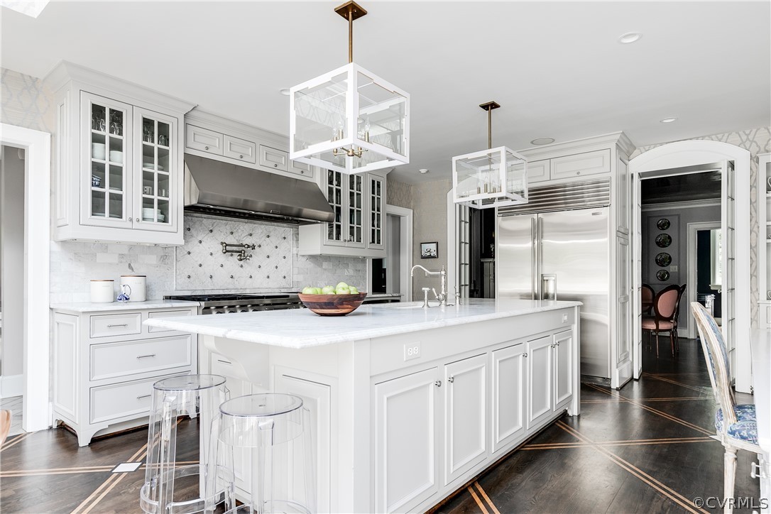 4702 Rolfe Road Richmond, VA 23226 - Photo 9 of 48 Beautiful Chef's Kitchen with Top Grade Appliances