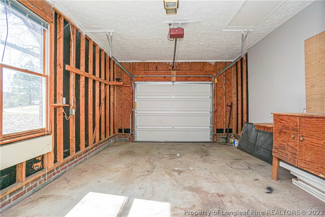 5094 Summer Ridge Road Fayetteville, NC 28303 - Photo 27 of 30 a view of a garage