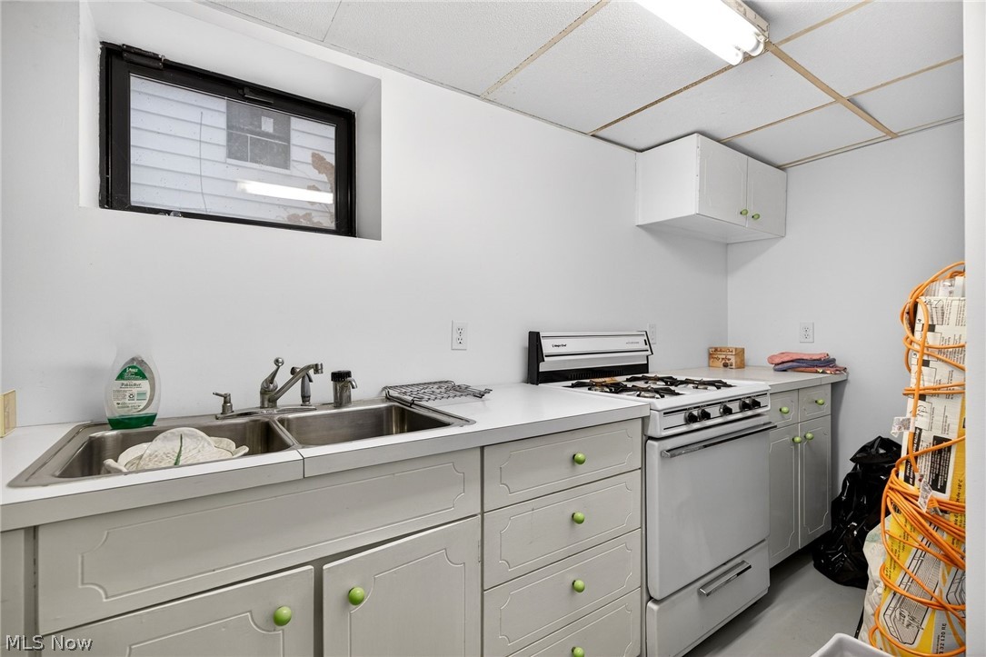 3498 Bainbridge Road Cleveland Heights, OH 44118 - Photo 45 of 50 Pesach Kitchen in Basement