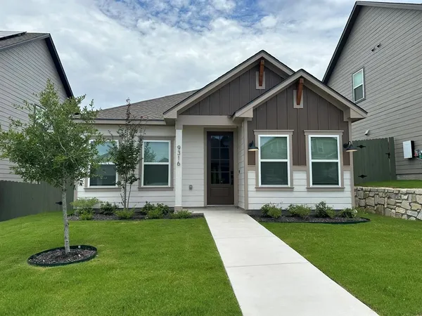 $289,900 | 9316 Gladsome Path, Manor, TX 78653