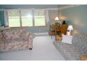 1050 Colonial Drive Rutland, VT 05701 - Photo 7 of 9
