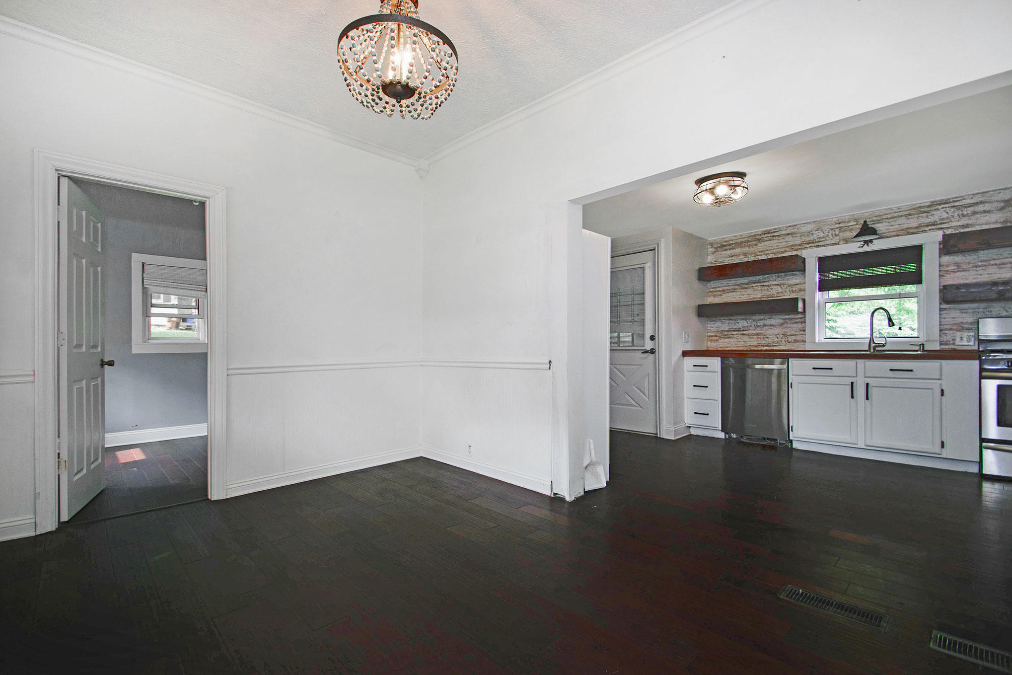 456 Rice Street Ionia, MI 48846 - Photo 15 of 24 Dining Room