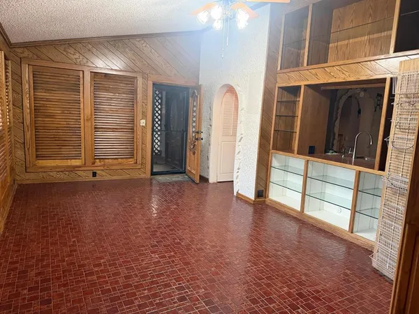 $2,600 | 2309 Richwood Drive, Garland, TX 75044