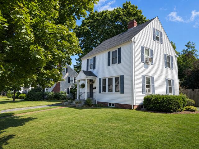 27 Berkeley Street Portland, ME 04103 - Photo 2 of 12 5768B8DD-85EC-4D5C-B76E-DFD78B98E147