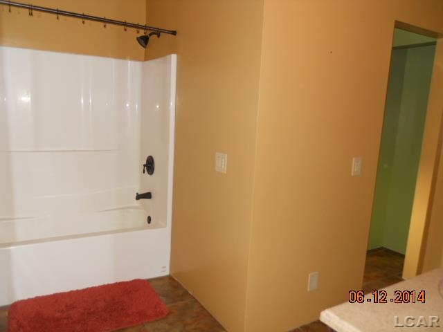 4869 Engle Road Palmyra, MI 49268 - Photo 14 of 16 31222958-13.JPG