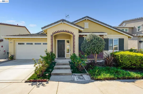 $899,000 | 2904 Hanauma Bay Drive, Pittsburg, CA 94565