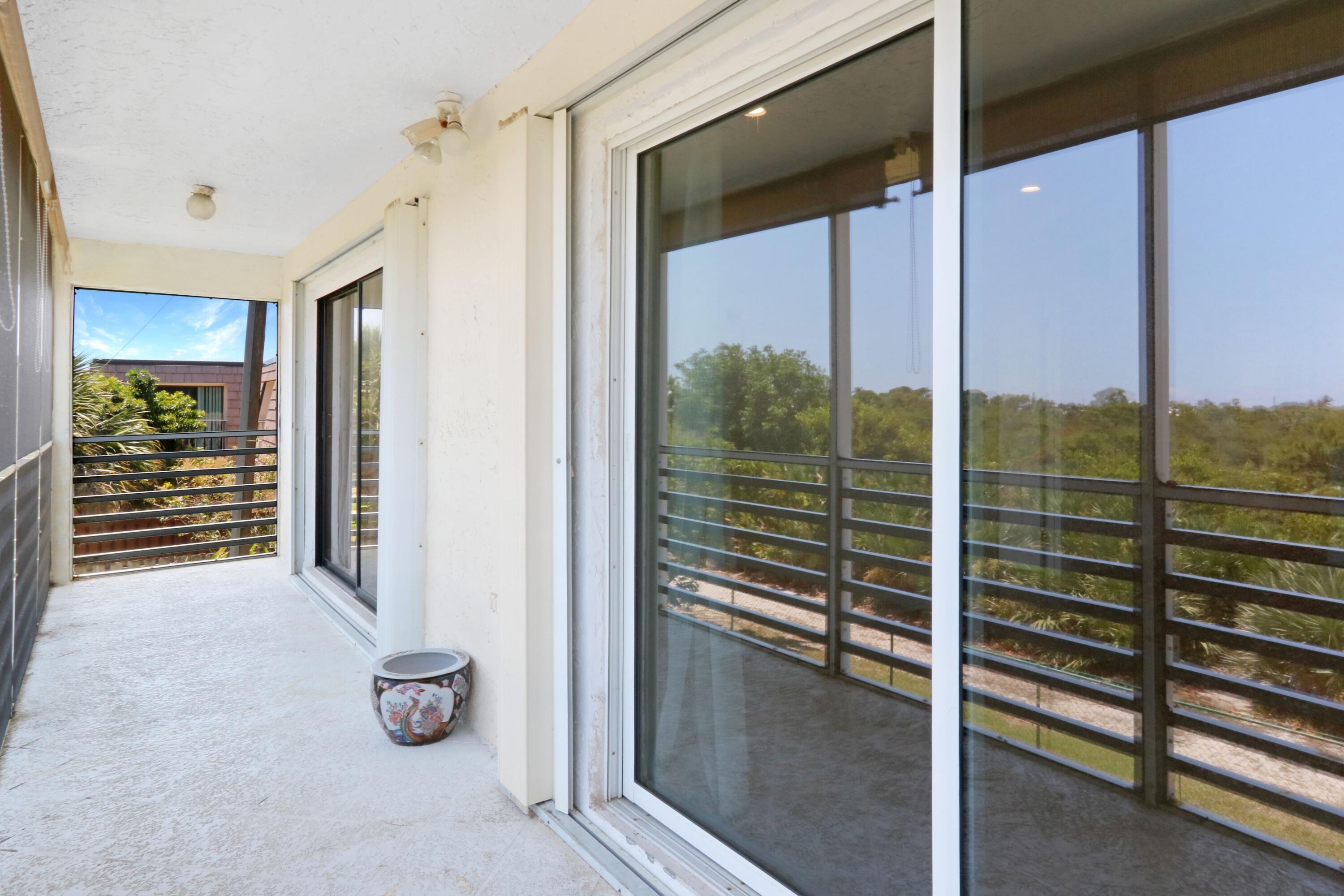 717 Highway 1, Unit 712 Jupiter, FL 33477 - Photo 21 of 30 Balcony-2