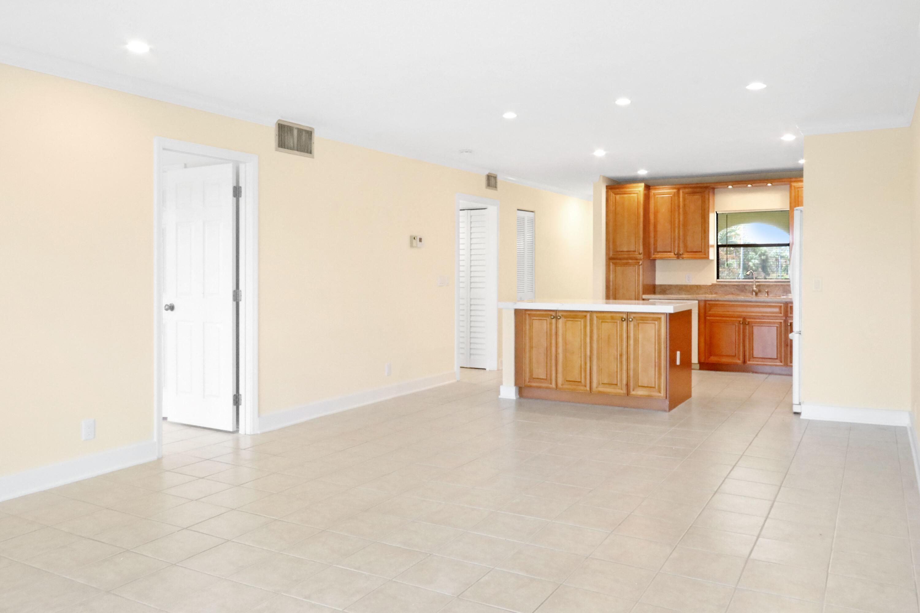 717 Highway 1, Unit 712 Jupiter, FL 33477 - Photo 8 of 30 Living-Kitchen-2