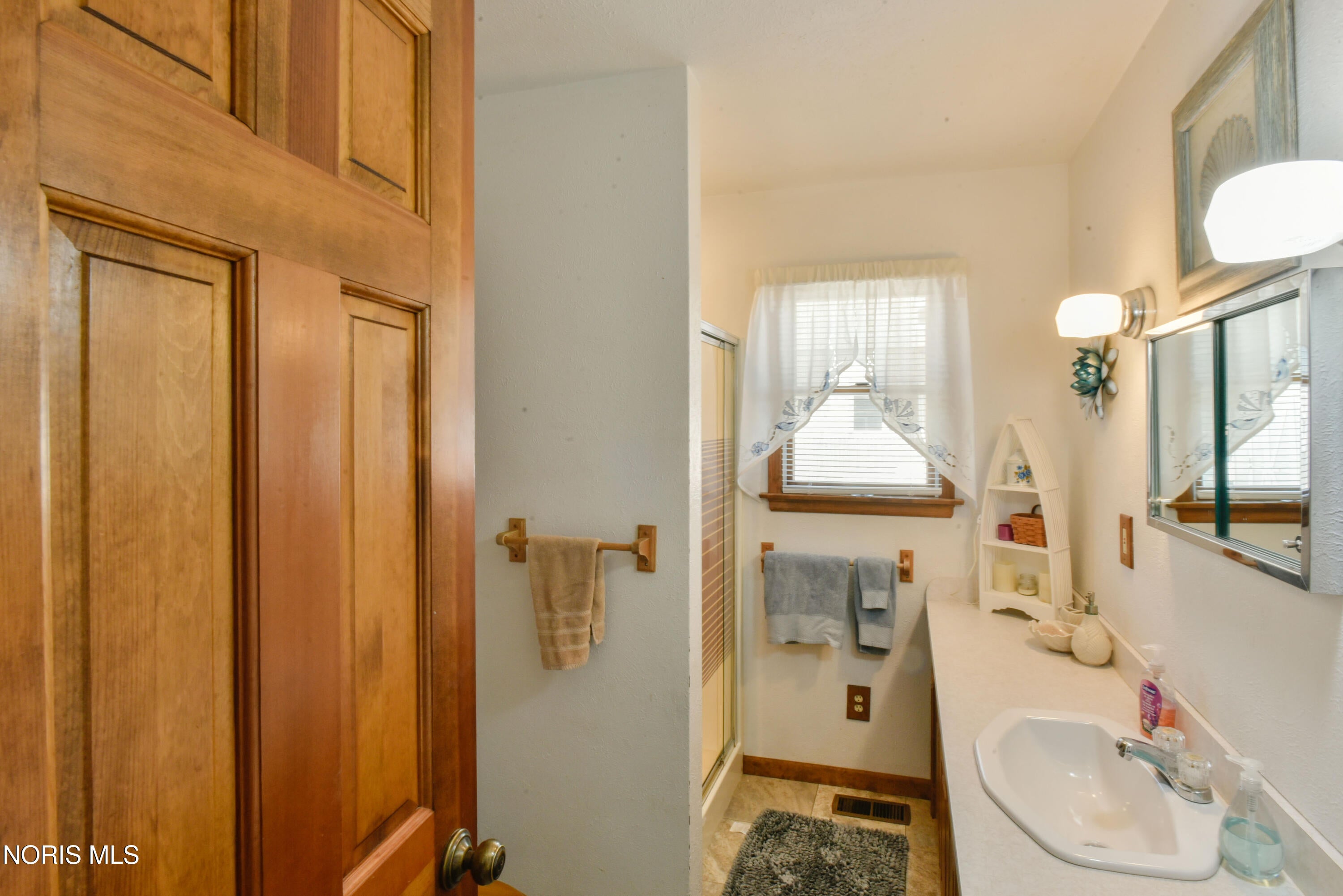 9881 West Locust Point Road Oak Harbor, OH 43449 - Photo 27 of 37 _PIC0785