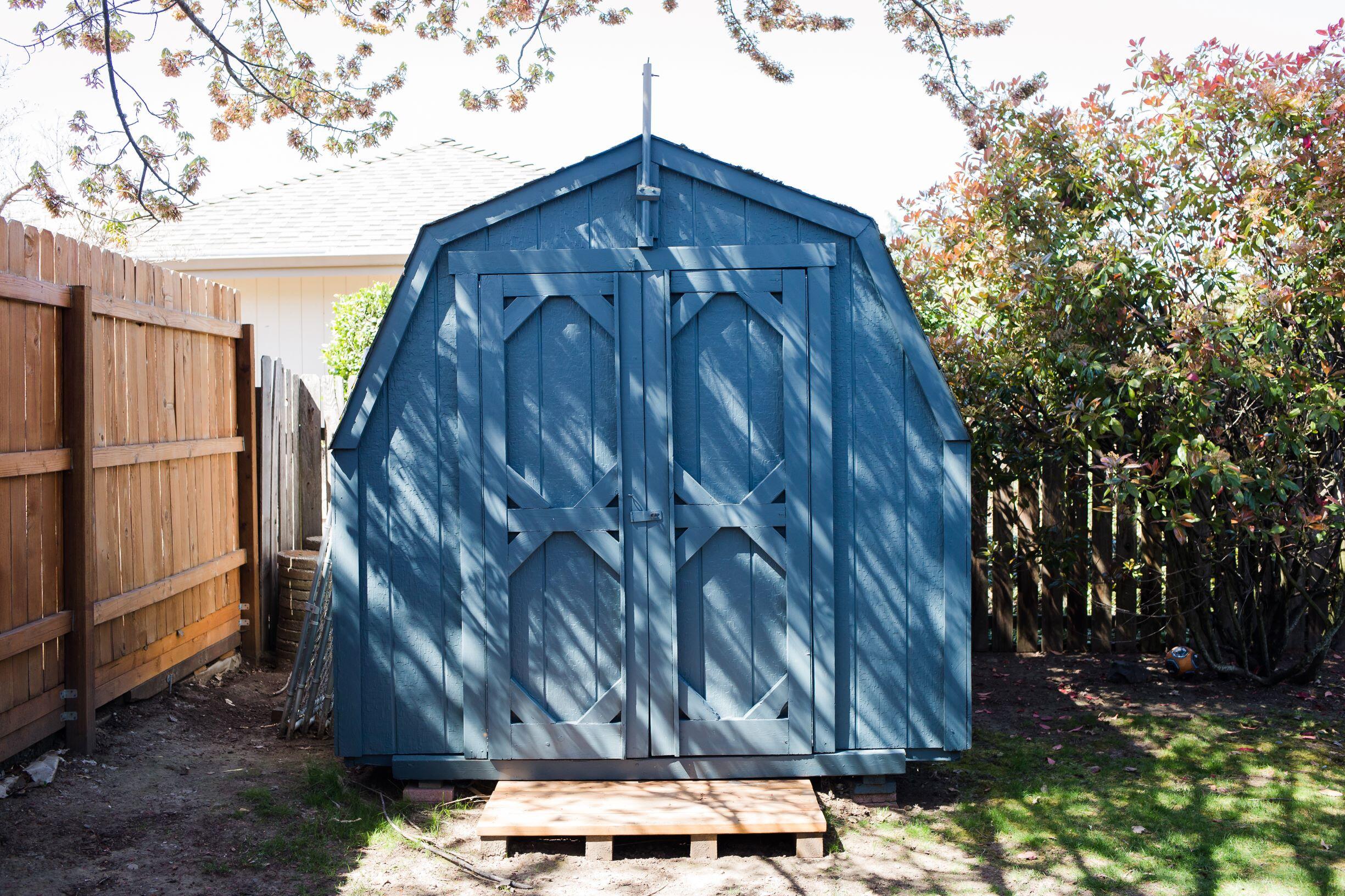 837 Ridgeway Circle Medford, OR 97504 - Photo 34 of 35 Storage Shed in Backyard