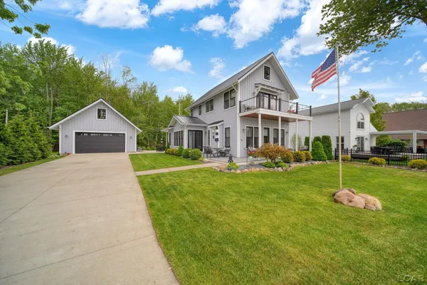 $1,200,000 | 3493 Round Lake Highway, Manitou Beach, MI 49253