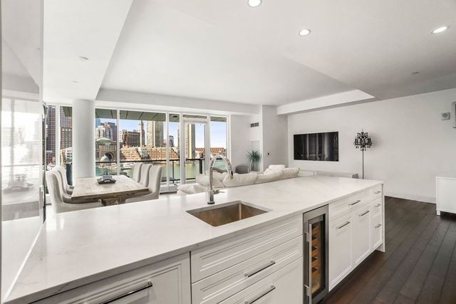 $4,550,000 | 22 Liberty Drive, Unit 6M, Boston, MA 02210