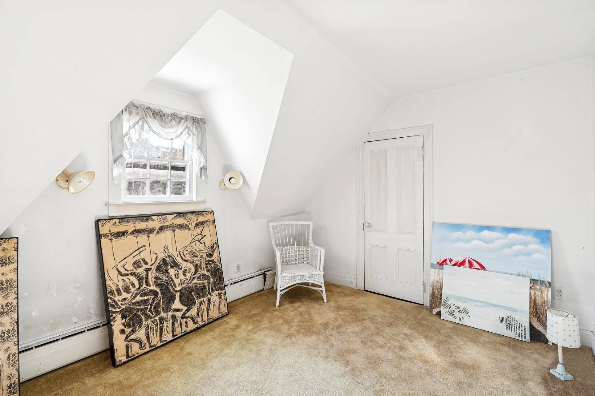 201 Herrick Road Southampton, NY 11968 - Photo 14 of 29 a bedroom with a bed and a window