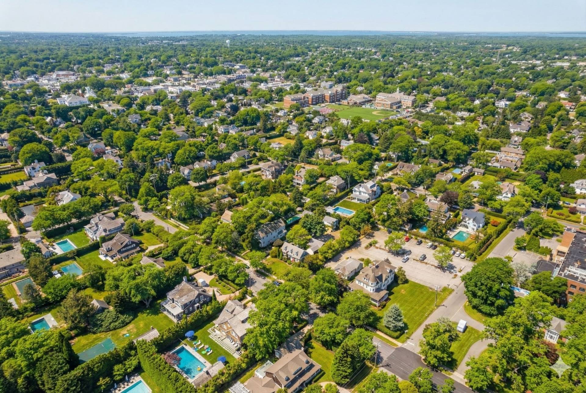 201 Herrick Road Southampton, NY 11968 - Photo 27 of 29 a view of a city