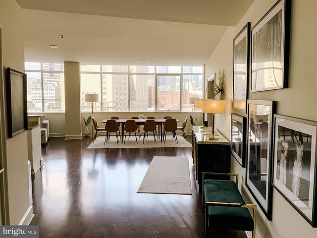 $377,500 | 201 North 8th Street, Unit 609, Philadelphia, PA 19106