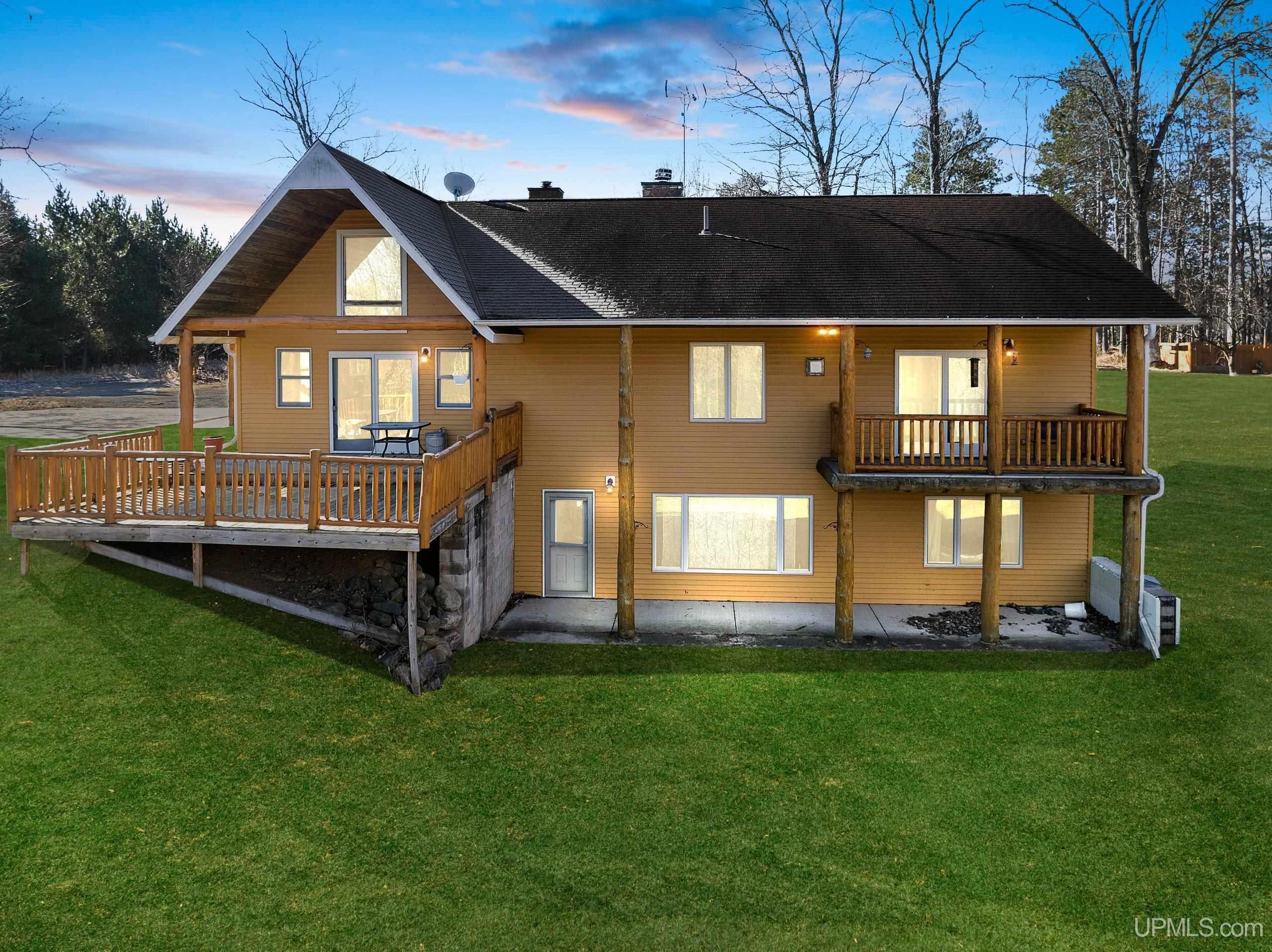 6243 Town Rd I Florence, WI 54121 - Photo 1 of 56